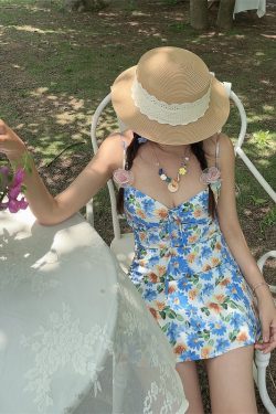 Floral Waist-Cinching Ultra-Slim V-Neck Camisole Dress - Handmade Vacation Style for Women, Perfect for Australian Summer