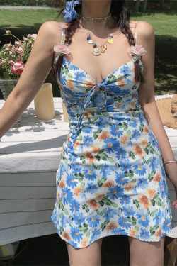 Floral Waist-Cinching Ultra-Slim V-Neck Camisole Dress - Handmade Vacation Style for Women, Perfect for Australian Summer