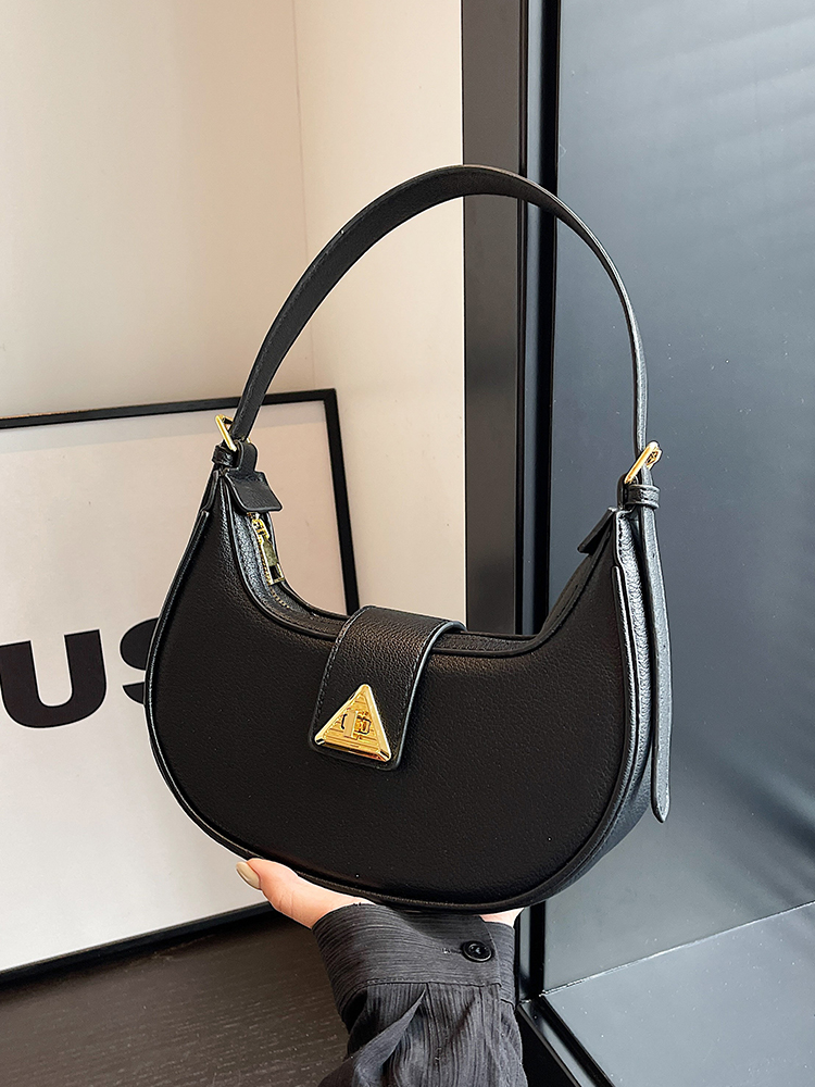 French Retro High-End Dumpling Bag for Women - 2025 Minimalist Trendy Casual Shoulder Bag French Retro High-End Dumpling Bag for Women - 2025 Minimalist Trendy Casual Shoulder Bag