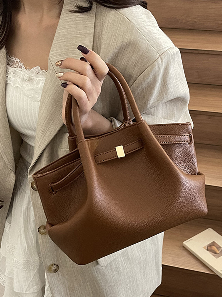 French Retro Lychee Pattern Handbag for Women - 2025 Textured Versatile Shoulder Crossbody Bag, Fashionable Commuting Style French Retro Lychee Pattern Handbag for Women - 2025 Textured Versatile Shoulder Crossbody Bag, Fashionable Commuting Style