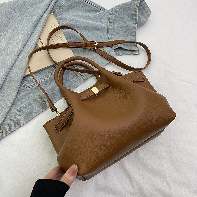 French Retro Lychee Pattern Handbag for Women - 2025 Textured Versatile Shoulder Crossbody Bag, Fashionable Commuting Style French Retro Lychee Pattern Handbag for Women - 2025 Textured Versatile Shoulder Crossbody Bag, Fashionable Commuting Style