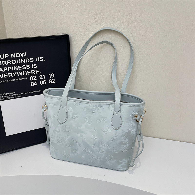 French Retro Matte Color-Blocking Tote Bag for Women - 2025 High-End Commuting Handbag, Embossed Shoulder Bag French Retro Matte Color-Blocking Tote Bag for Women - 2025 High-End Commuting Handbag, Embossed Shoulder Bag