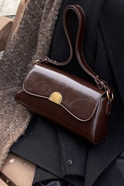 French Retro Oil Wax Leather Underarm Bag for Women - Spring/Summer 2025 Small Shoulder Crossbody Bag, Niche Fashion Accessory