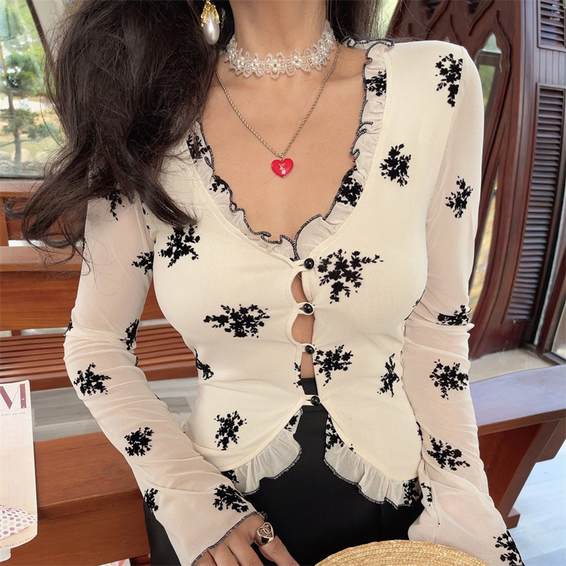 French Style Sheer Black V-Neck Vacation Shirt Top with Mushroom Edge - Women's Waist-Defining 2025 Spring Fashion French Style Sheer Black V-Neck Vacation Shirt Top with Mushroom Edge - Women's Waist-Defining 2025 Spring Fashion