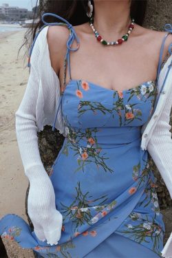 French Vintage Blue Floral Bodycon Dress with Spaghetti Straps and Sexy Split Hem for Vacation - 2024 Fashion