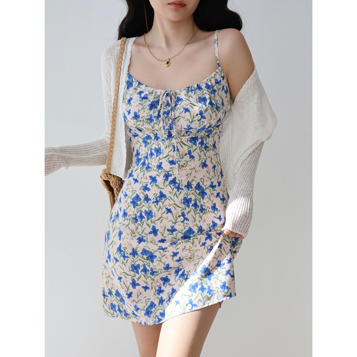 French Vintage Blue Floral Tie Strap Bodycon Mini Dress for Women - Slim Fit 90s Inspired Fashion French Vintage Blue Floral Tie Strap Bodycon Mini Dress for Women - Slim Fit 90s Inspired Fashion