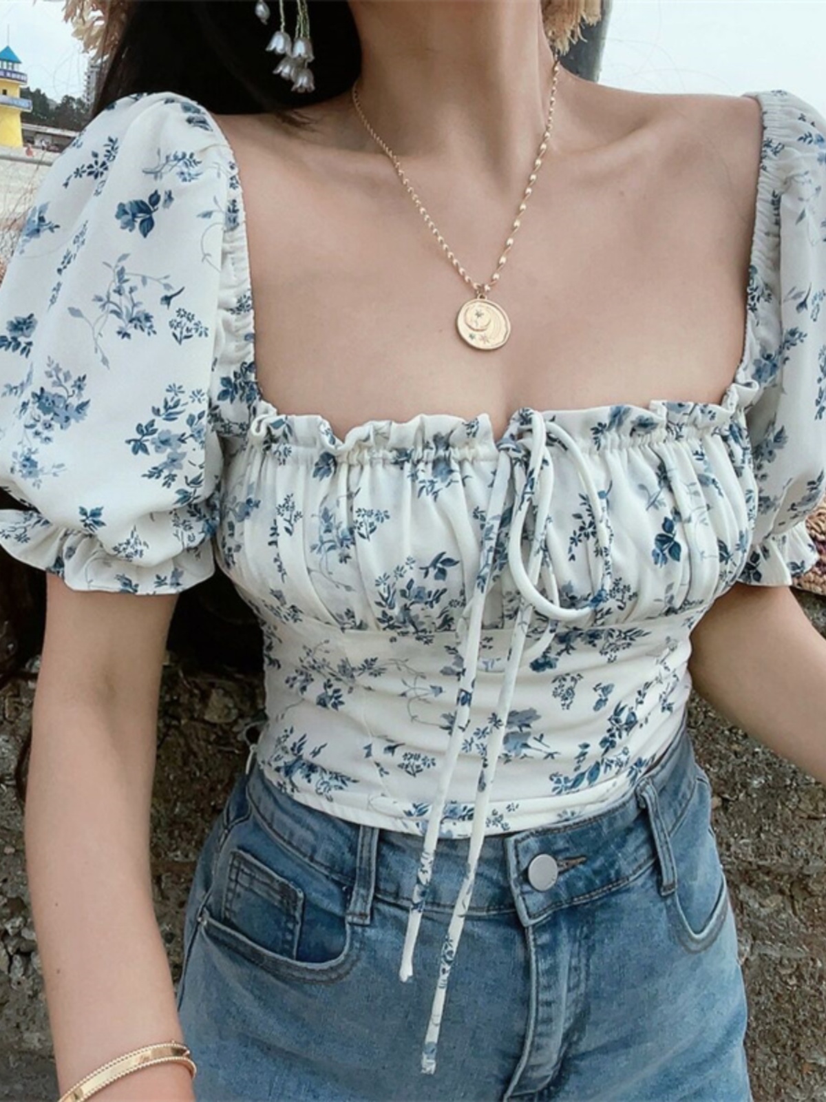 French Vintage Drawstring Tie Square Neck Puff Sleeve Waist-Exposing Short Sleeve Top for Vacation - Spring/Summer 2025 Fashion French Vintage Drawstring Tie Square Neck Puff Sleeve Waist-Exposing Short Sleeve Top for Vacation - Spring/Summer 2025 Fashion