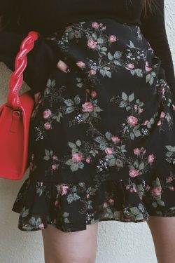 French Vintage Floral Ruffled High-Waisted A-Line Mini Skirt for Spring/Summer 2025 - Chic 90s Inspired Fashion