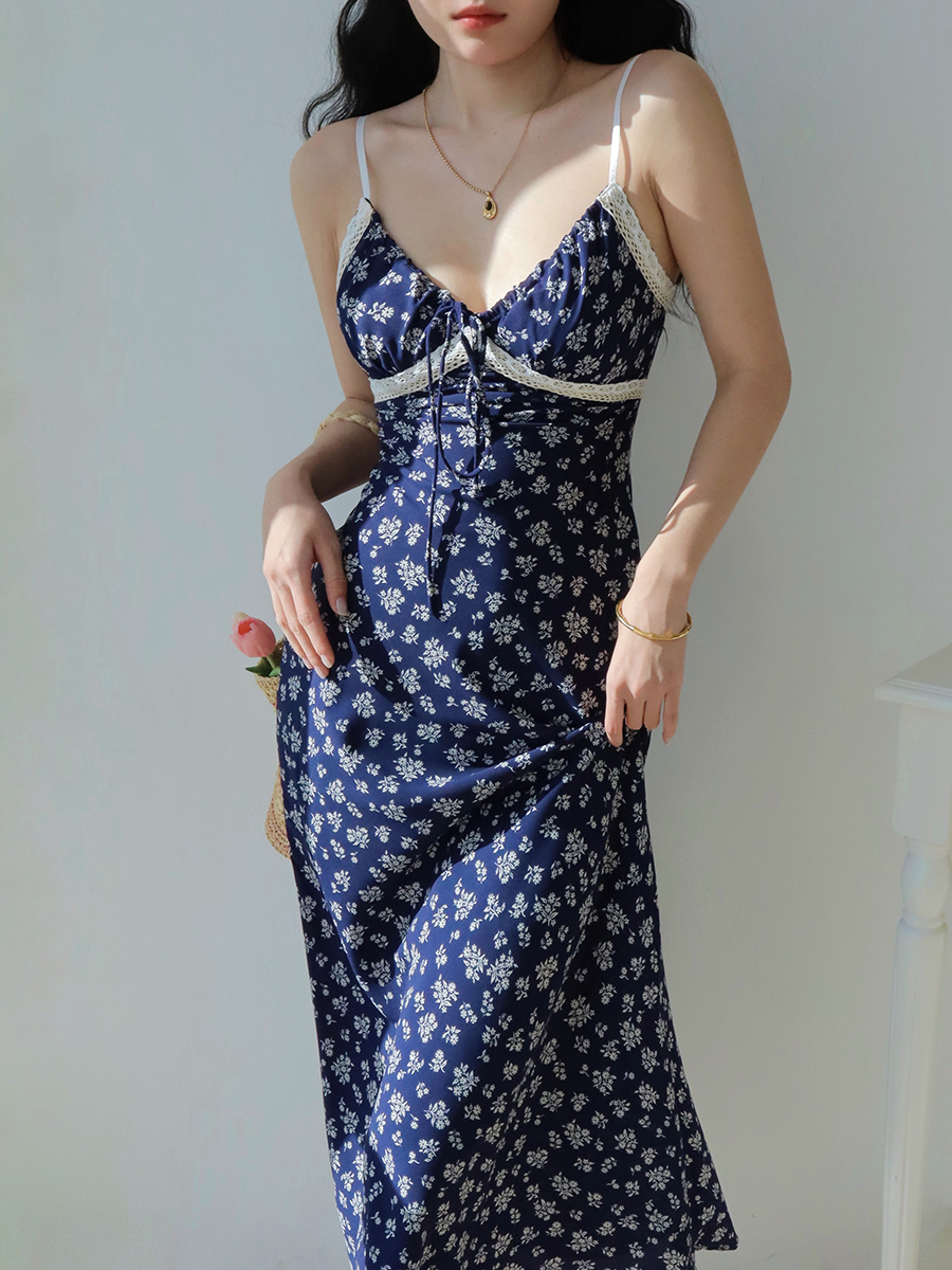 French Vintage Floral Slip Dress for Women - Summer Waist-Defining Slim Fit V-Neck with Lace Trim, Short Skirt, Y2K Style French Vintage Floral Slip Dress for Women - Summer Waist-Defining Slim Fit V-Neck with Lace Trim, Short Skirt, Y2K Style