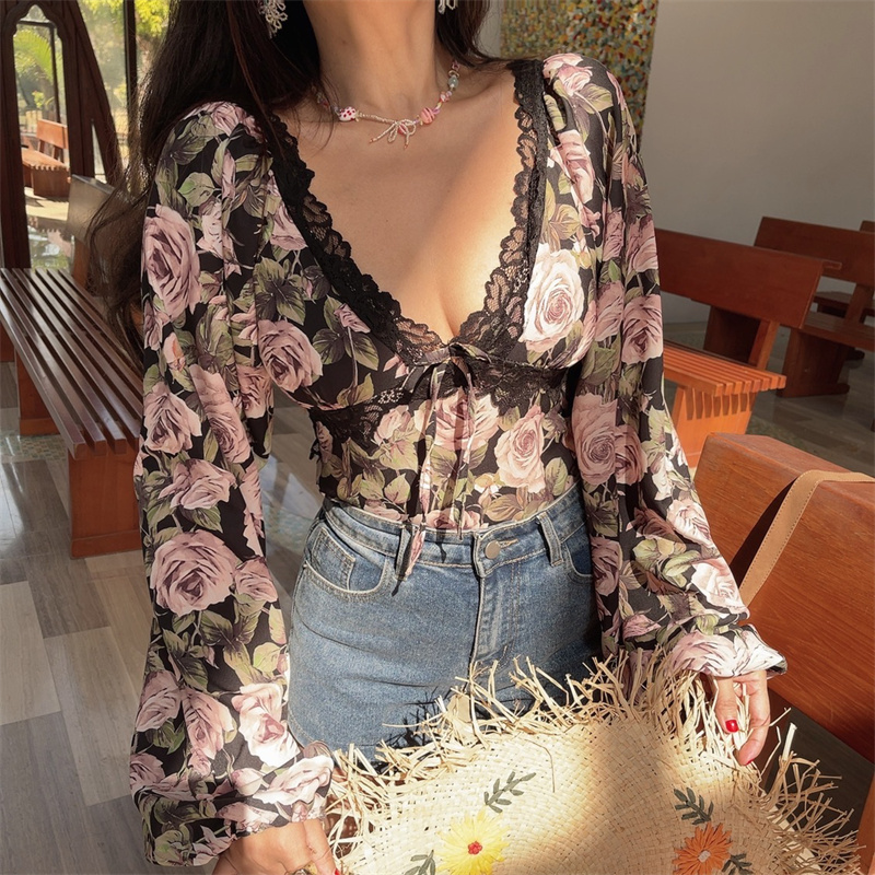 French Vintage Floral V-Neck Lantern Sleeve Blouse - Handmade Spring/Summer 2025, Waist-Cinched Vacation Top French Vintage Floral V-Neck Lantern Sleeve Blouse - Handmade Spring/Summer 2025, Waist-Cinched Vacation Top