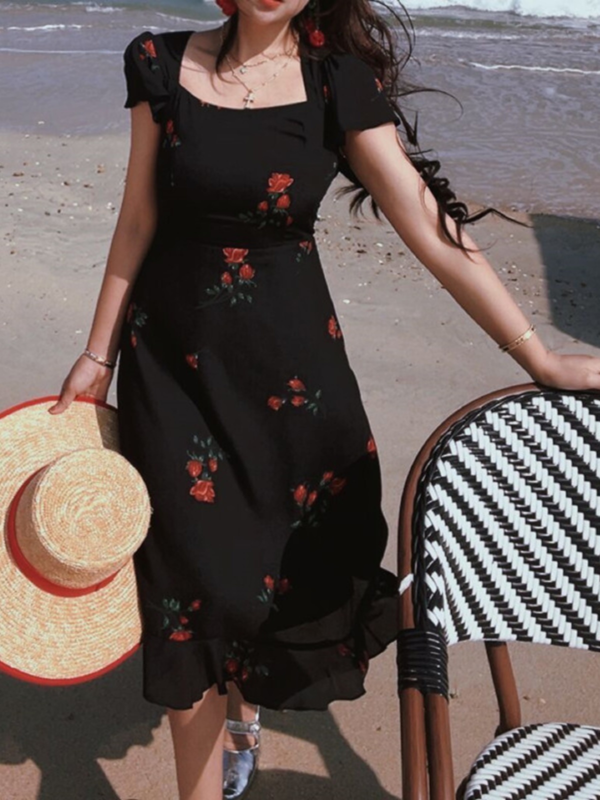 French Vintage Flowy Sleeve Black Waist-Cinching Bodycon Long Dress for Women - 2024 Spring/Summer Vacation Style French Vintage Flowy Sleeve Black Waist-Cinching Bodycon Long Dress for Women - 2024 Spring/Summer Vacation Style