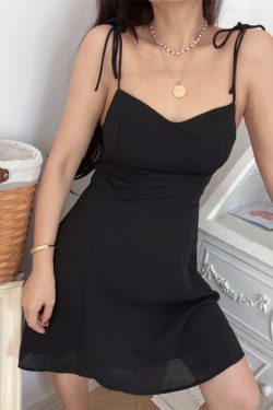 French Vintage Lace-Up Waist Black Chiffon Slimming Cami Dress - 2025 Spring/Summer Vacation Style, Chic 90s-Inspired Look