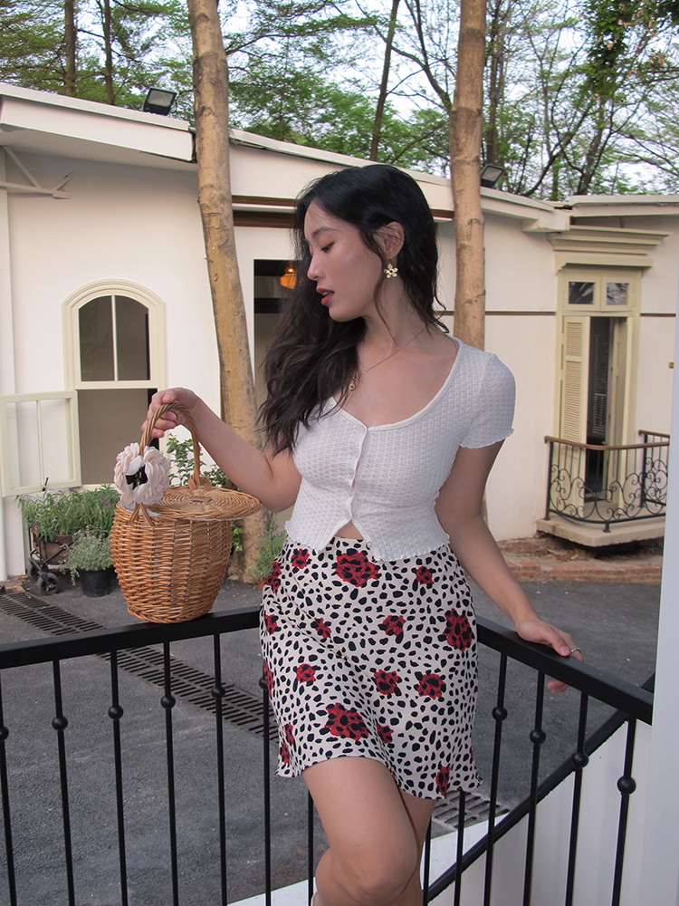 French Vintage Leopard Print A-Line Skirt - Sexy Slim Fit Short Skirt for 90s Y2K Style Fashion French Vintage Leopard Print A-Line Skirt - Sexy Slim Fit Short Skirt for 90s Y2K Style Fashion