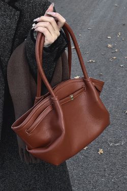 French Vintage Lychee Pattern Underarm Bag for Women - High-End Handheld Shoulder Bag for Spring Summer 2025 Commuting Style