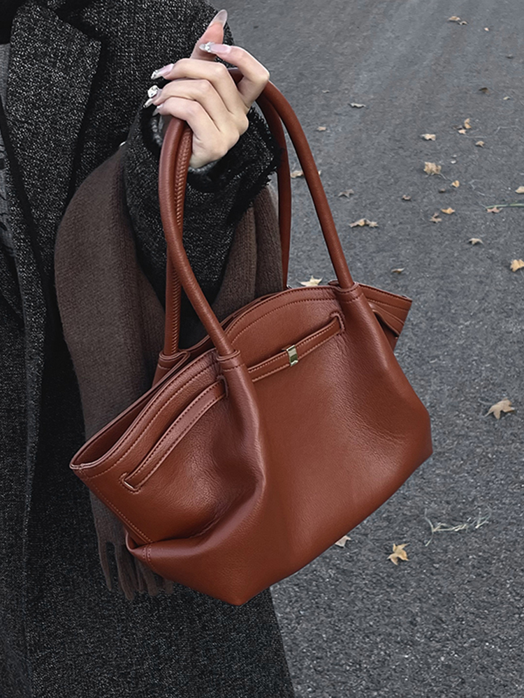 French Vintage Lychee Pattern Underarm Bag for Women - High-End Handheld Shoulder Bag for Spring Summer 2025 Commuting Style French Vintage Lychee Pattern Underarm Bag for Women - High-End Handheld Shoulder Bag for Spring Summer 2025 Commuting Style