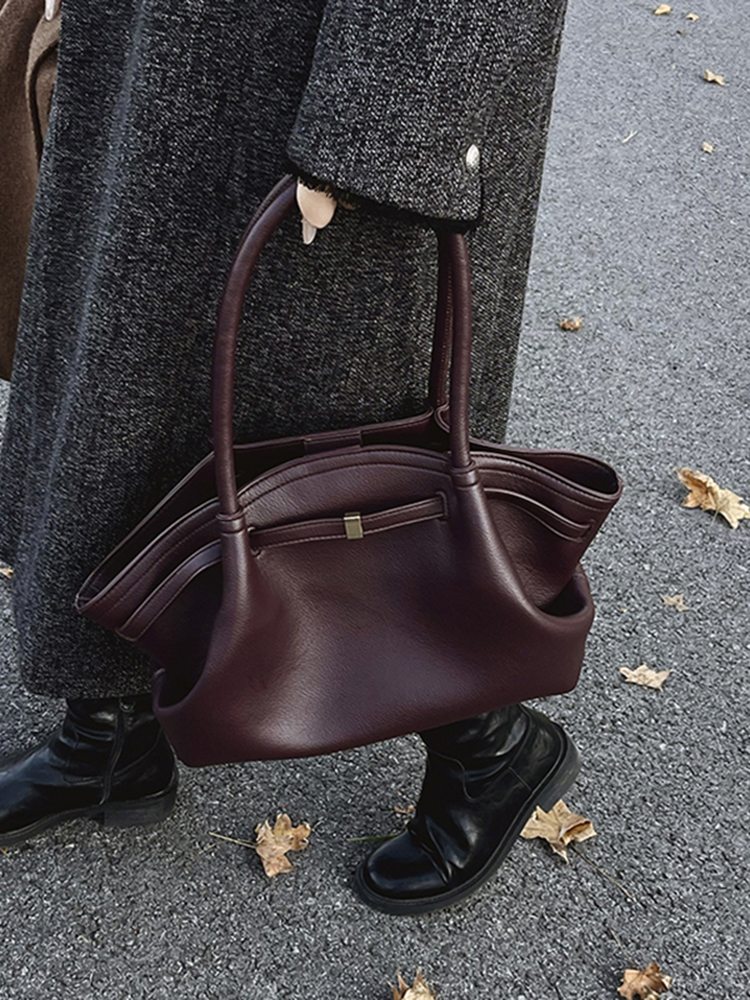 French Vintage Lychee Pattern Underarm Bag for Women - High-End Handheld Shoulder Bag for Spring Summer 2025 Commuting Style French Vintage Lychee Pattern Underarm Bag for Women - High-End Handheld Shoulder Bag for Spring Summer 2025 Commuting Style