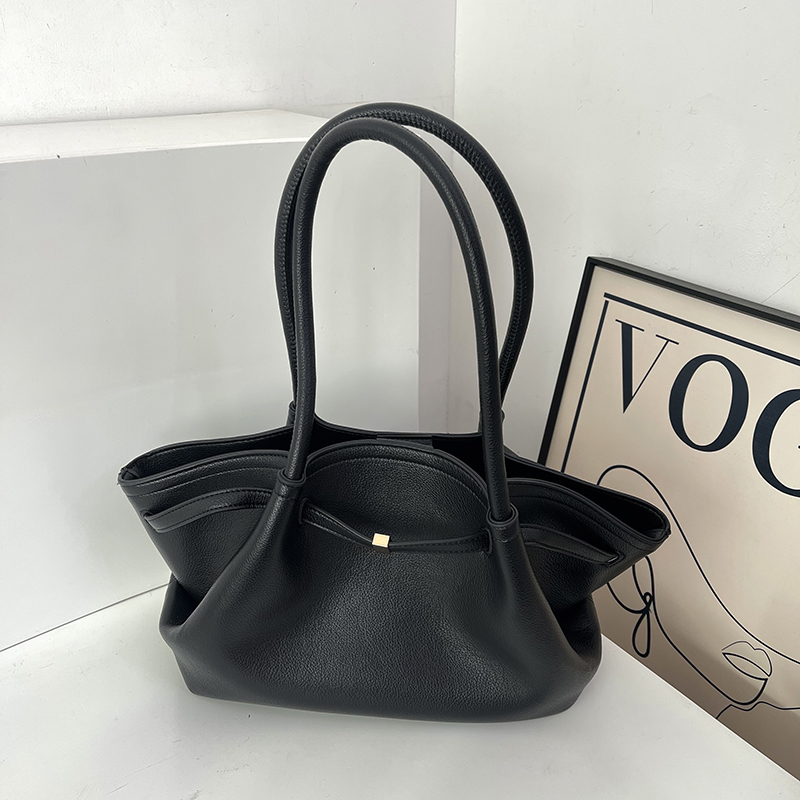 French Vintage Lychee Pattern Underarm Bag for Women - High-End Handheld Shoulder Bag for Spring Summer 2025 Commuting Style French Vintage Lychee Pattern Underarm Bag for Women - High-End Handheld Shoulder Bag for Spring Summer 2025 Commuting Style