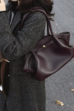 French Vintage Lychee Pattern Underarm Bag for Women - High-End Handheld Shoulder Bag for Spring Summer 2025 Commuting Style