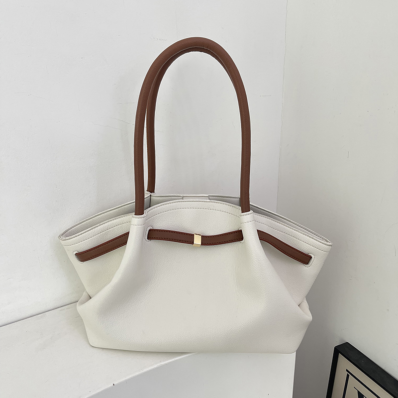 French Vintage Lychee Pattern Underarm Bag for Women - High-End Handheld Shoulder Bag for Spring Summer 2025 Commuting Style French Vintage Lychee Pattern Underarm Bag for Women - High-End Handheld Shoulder Bag for Spring Summer 2025 Commuting Style