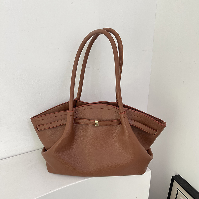 French Vintage Lychee Pattern Underarm Bag for Women - High-End Handheld Shoulder Bag for Spring Summer 2025 Commuting Style French Vintage Lychee Pattern Underarm Bag for Women - High-End Handheld Shoulder Bag for Spring Summer 2025 Commuting Style