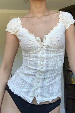 French Vintage Pleated Button Lace Trim Puff Sleeve Fitted Short Sleeve T-Shirt - Slim Fit Top for Y2K and Korean Style Fashion