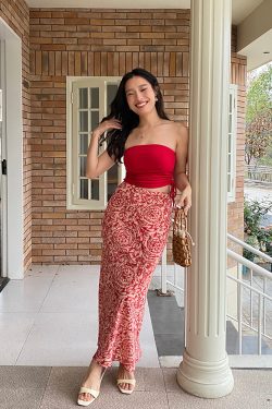 French Vintage Printed Midi Skirt in Bright Red - Vacation Style Long Wrap Skirt for Effortless 90s Chic