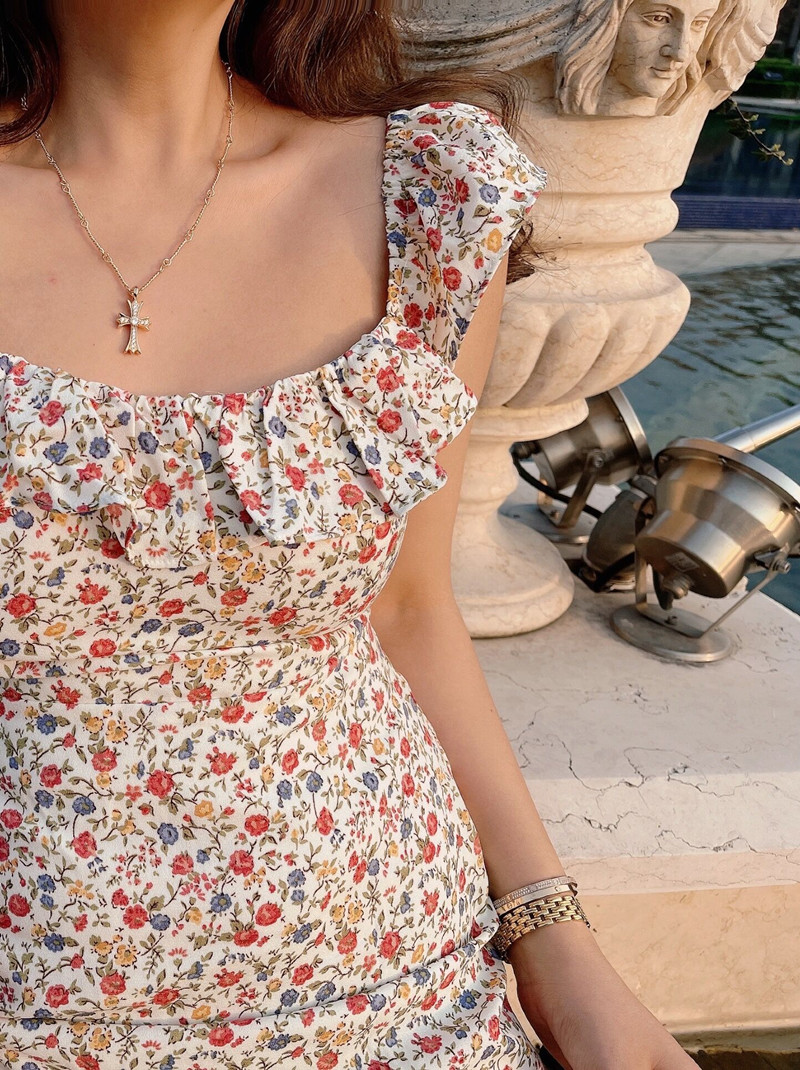 French Vintage Ruffled Big Collar Floral Dress for Women - Handmade Spring/Summer 2025, Trendy 90s Style French Vintage Ruffled Big Collar Floral Dress for Women - Handmade Spring/Summer 2025, Trendy 90s Style