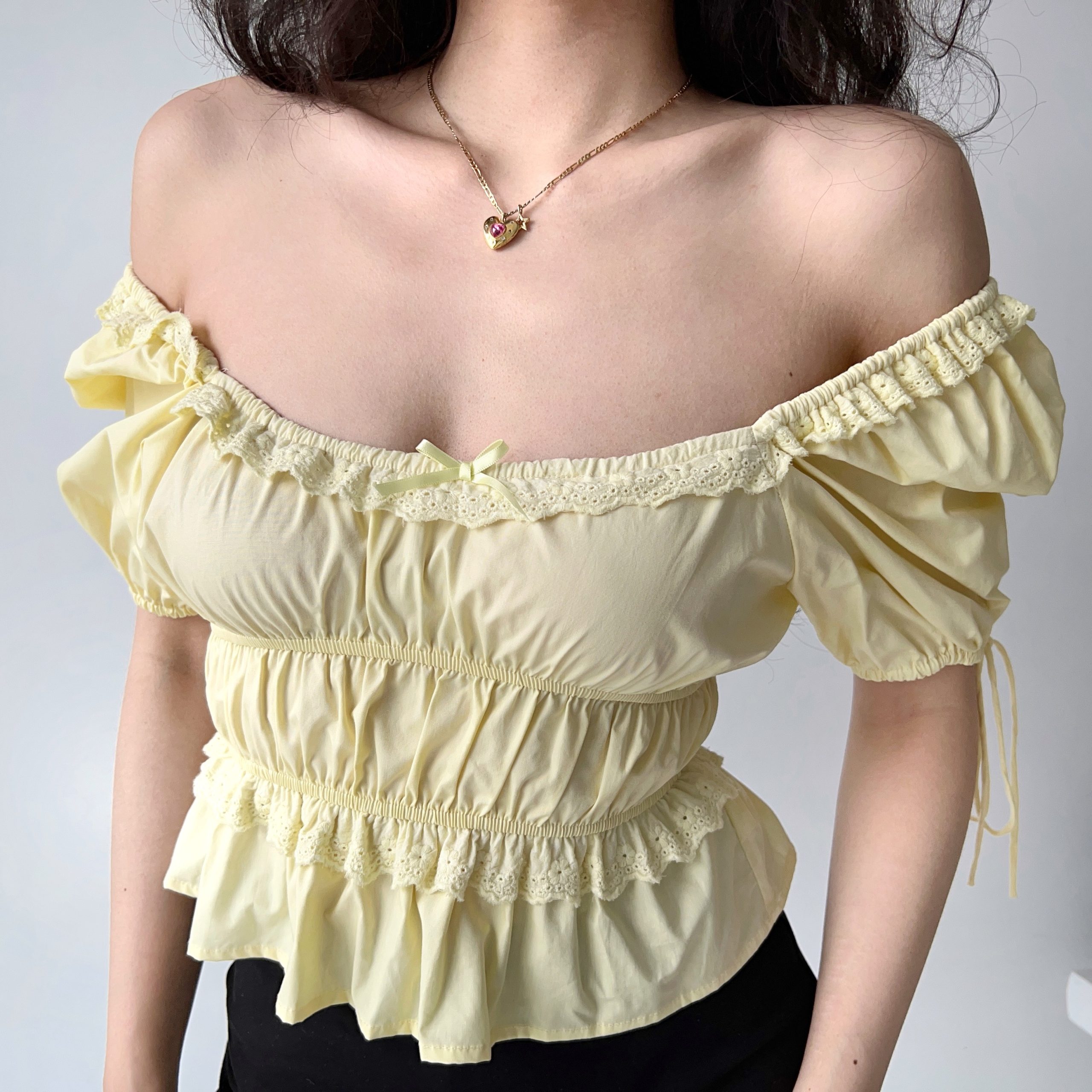 French Vintage Square Neck Puff Sleeve Lace Shirt for Women - Summer High Waist Short Top in Y2K Style French Vintage Square Neck Puff Sleeve Lace Shirt for Women - Summer High Waist Short Top in Y2K Style