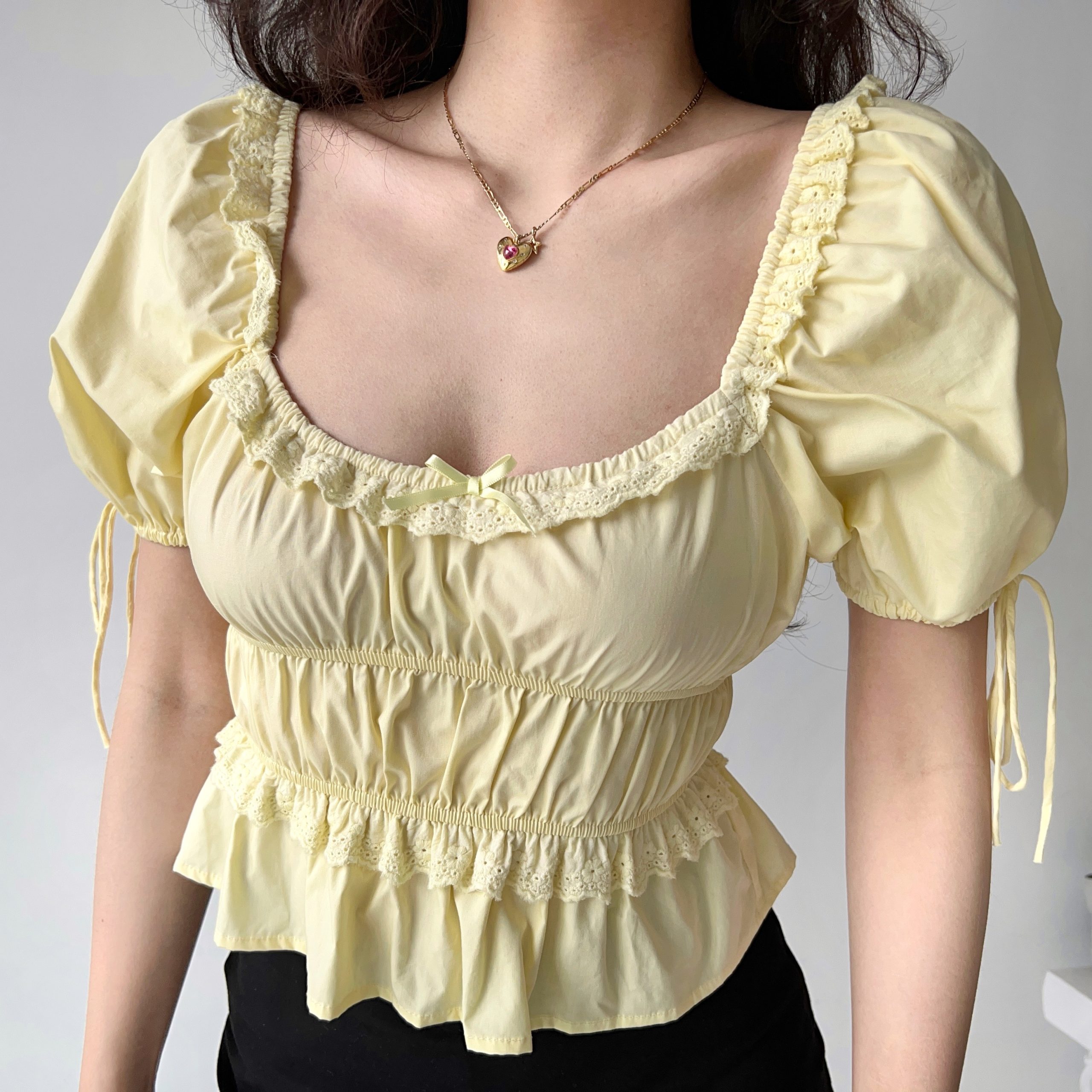 French Vintage Square Neck Puff Sleeve Lace Shirt for Women - Summer High Waist Short Top in Y2K Style French Vintage Square Neck Puff Sleeve Lace Shirt for Women - Summer High Waist Short Top in Y2K Style