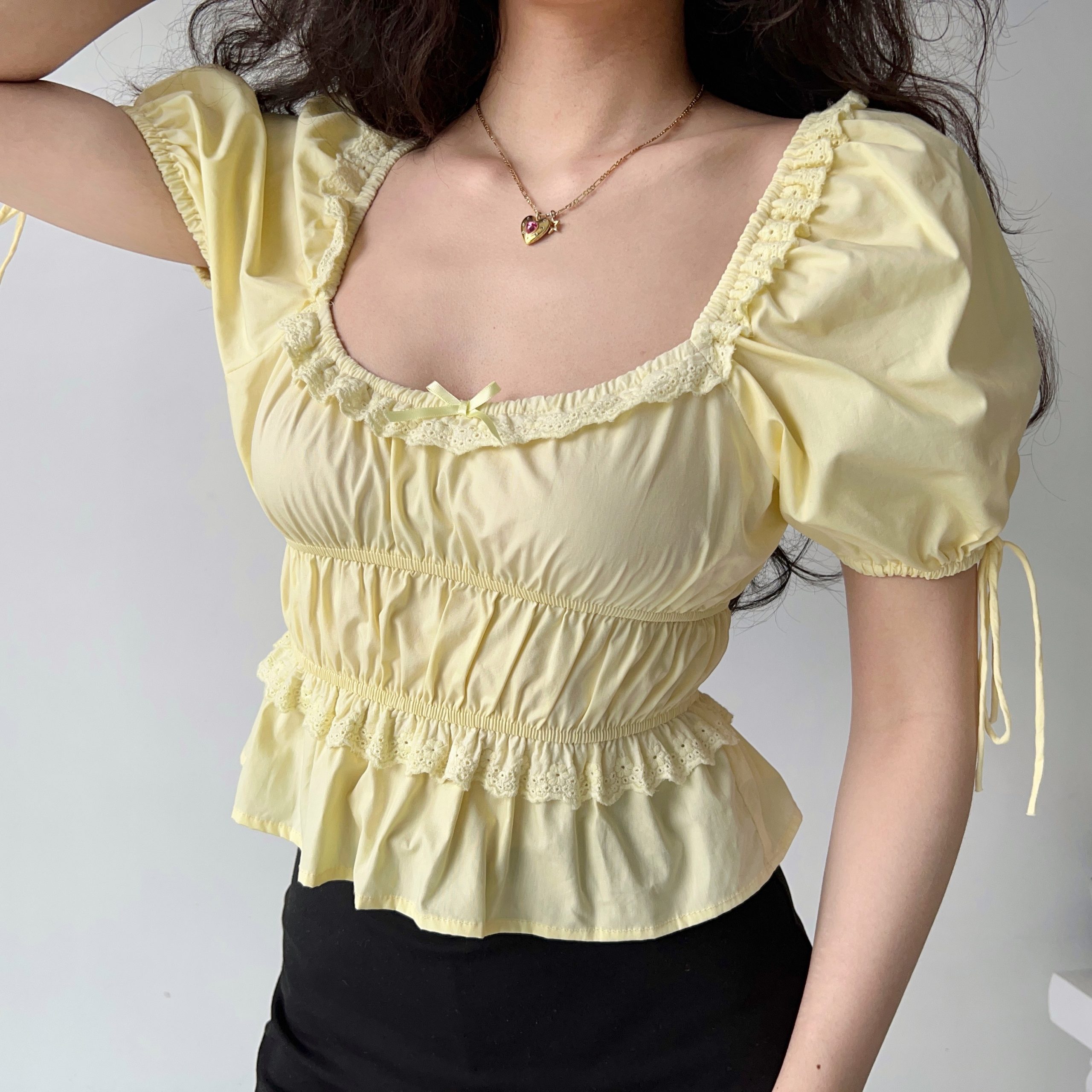 French Vintage Square Neck Puff Sleeve Lace Shirt for Women - Summer High Waist Short Top in Y2K Style French Vintage Square Neck Puff Sleeve Lace Shirt for Women - Summer High Waist Short Top in Y2K Style