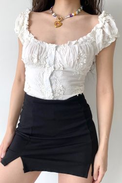 French Vintage U-neck Puff Sleeve White Embroidered Shirt for Women - Slim Fit Short Top, Perfect for Y2K and Casual Chic Style