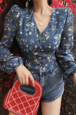 French Vintage V-Neck Puff Sleeve Ultra Slimming Long Sleeve Blouse - Chiffon Shirt for Vacation - Spring/Summer 2025 Fashion