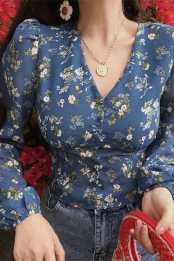 French Vintage V-Neck Puff Sleeve Ultra Slimming Long Sleeve Blouse - Chiffon Shirt for Vacation - Spring/Summer 2025 Fashion