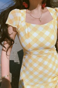 French Vintage Yellow Checkered Mermaid Dress with Small Flare Sleeves for Women - Spring/Summer Vacation Style
