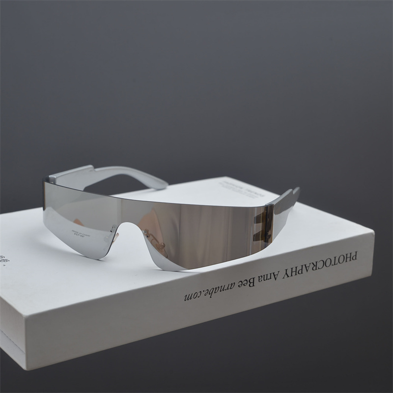Futuristic Cyberpunk Frameless One-Piece Sunglasses for Trendy Boys and Girls - Ideal for Street Photography and Riding. Futuristic Cyberpunk Frameless One-Piece Sunglasses for Trendy Boys and Girls - Ideal for Street Photography and Riding.