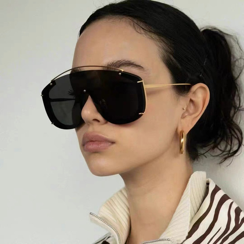 Futuristic Cyberpunk Oversized Pilot Sunglasses with Cut Edges and Single Beam - Stylish Statement Eyewear Futuristic Cyberpunk Oversized Pilot Sunglasses with Cut Edges and Single Beam - Stylish Statement Eyewear