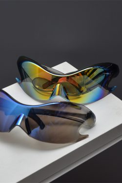 Futuristic Cyberpunk Unisex Retro Street Photography Sunglasses - Quirky Exaggerated Style for Bold Fashion Statements