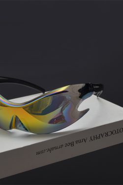 Futuristic Cyberpunk Unisex Retro Street Photography Sunglasses - Quirky Exaggerated Style for Bold Fashion Statements