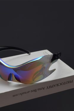 Futuristic Cyberpunk Unisex Retro Street Photography Sunglasses - Quirky Exaggerated Style for Bold Fashion Statements