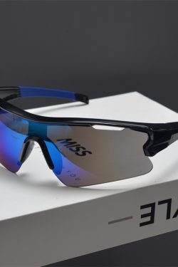 Futuristic Oversized Cycling Sunglasses for Men and Women, Windproof Colorful Trendy Outdoor Climbing and Skiing Gear