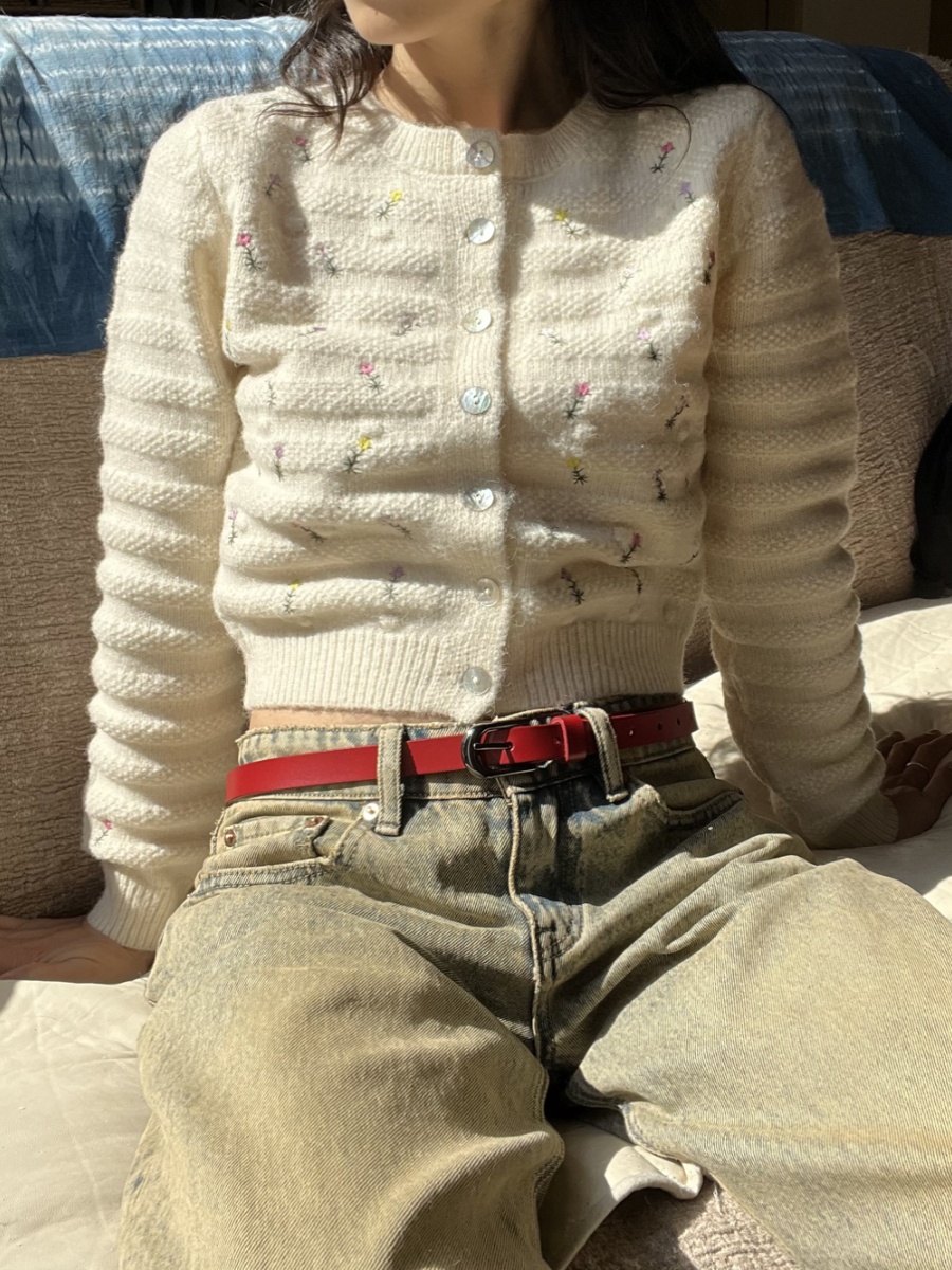 Genuine Leather Red Decorative Waist Belt for Women - Simple Fashion Casual Denim Pants Accessory Genuine Leather Red Decorative Waist Belt for Women - Simple Fashion Casual Denim Pants Accessory