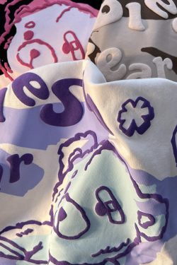 Graffiti Bear Short Sleeve T-Shirt for Men and Women - Plus Size Loose Fit Pure Cotton Casual Couple Tee