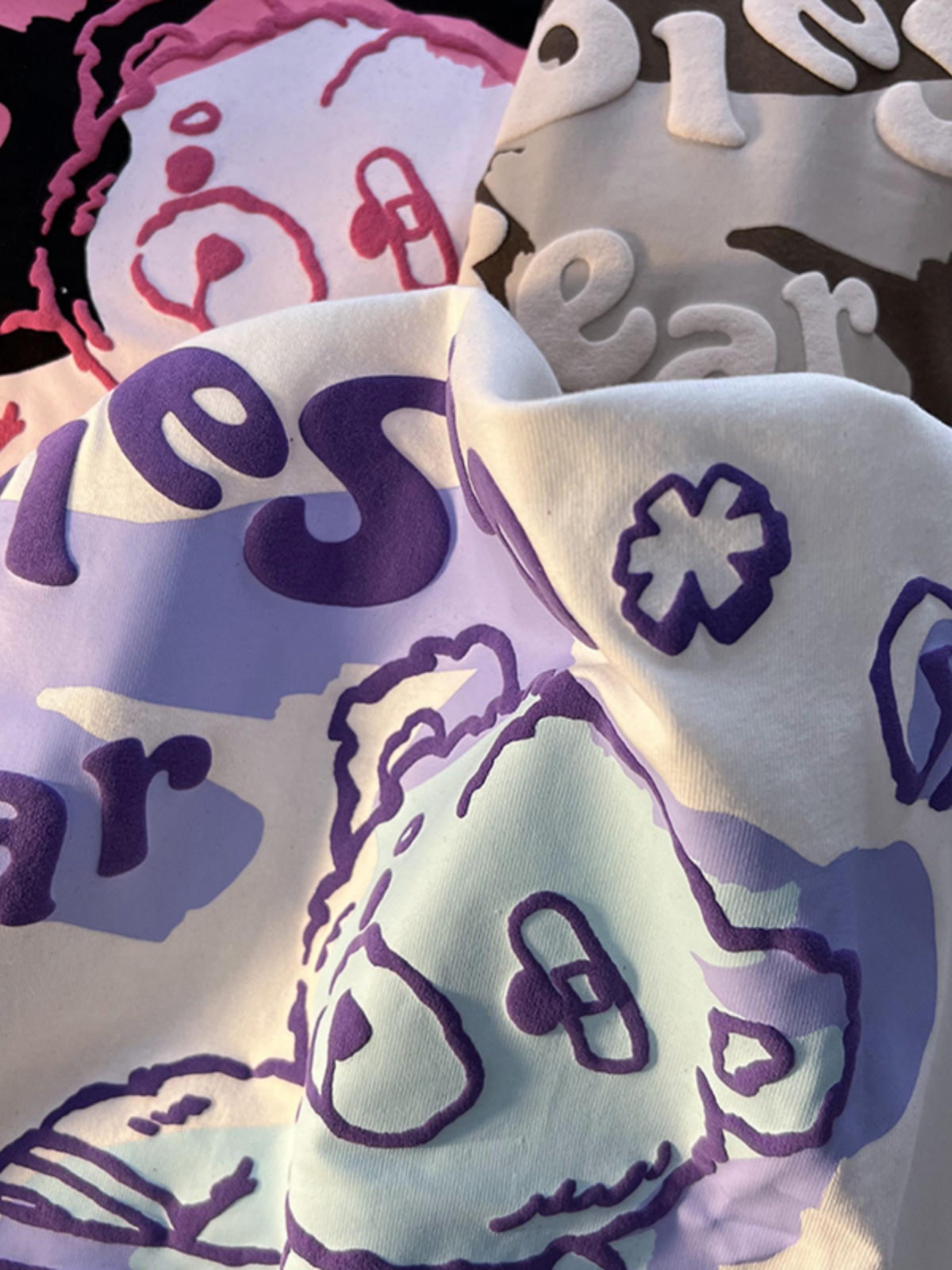 Graffiti Bear Short Sleeve T-Shirt for Men and Women - Plus Size Loose Fit Pure Cotton Casual Couple Tee Graffiti Bear Short Sleeve T-Shirt for Men and Women - Plus Size Loose Fit Pure Cotton Casual Couple Tee