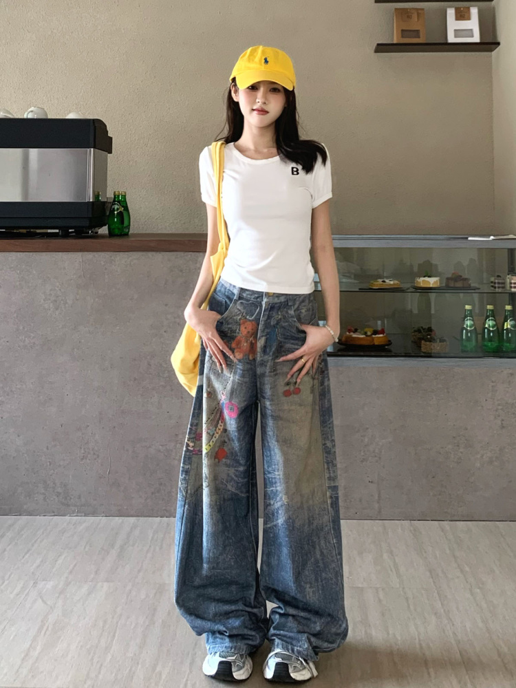 Graffiti Painted Wide Leg Jeans for Women - Summer Straight Leg Floor-Length Pants with Little Bear Chain Design Graffiti Painted Wide Leg Jeans for Women - Summer Straight Leg Floor-Length Pants with Little Bear Chain Design