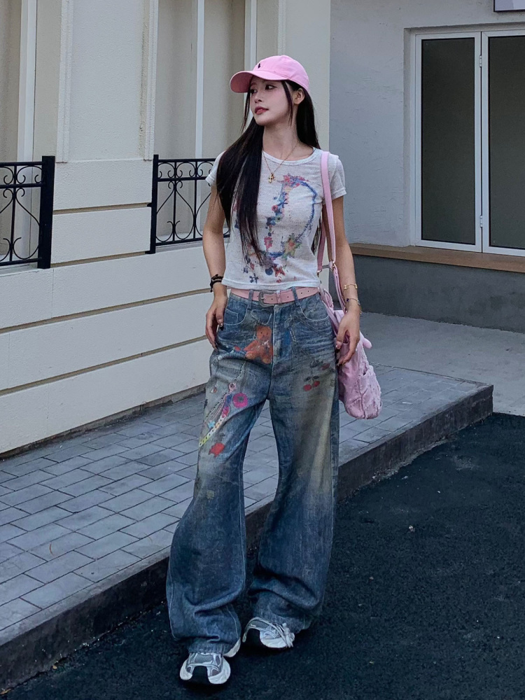 Graffiti Painted Wide Leg Jeans for Women - Summer Straight Leg Floor-Length Pants with Little Bear Chain Design Graffiti Painted Wide Leg Jeans for Women - Summer Straight Leg Floor-Length Pants with Little Bear Chain Design