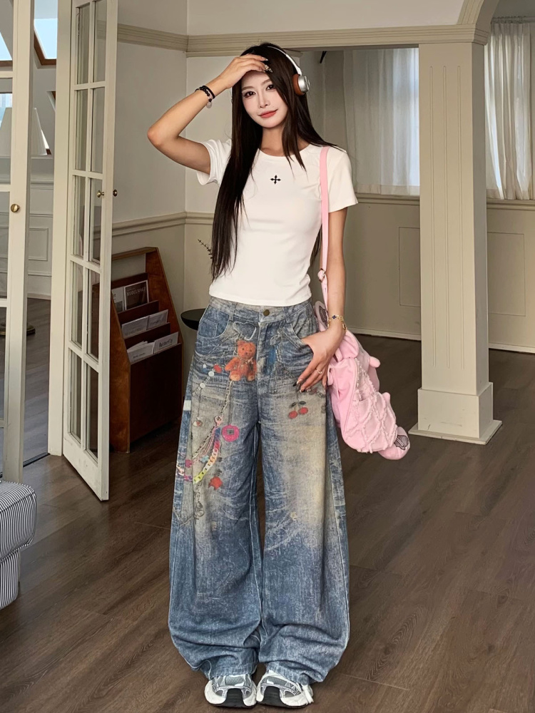 Graffiti Painted Wide Leg Jeans for Women - Summer Straight Leg Floor-Length Pants with Little Bear Chain Design Graffiti Painted Wide Leg Jeans for Women - Summer Straight Leg Floor-Length Pants with Little Bear Chain Design