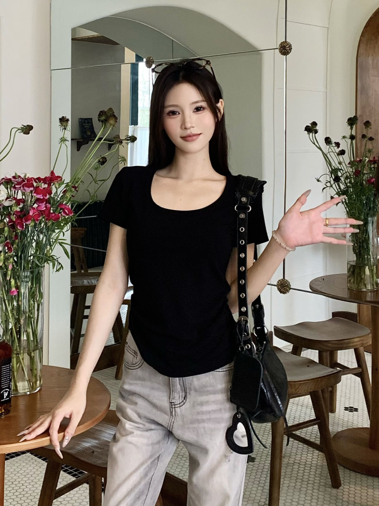Gray Square Neck Short Sleeve T-Shirt for Women - Summer Loose Slim Fit Top - Casual Y2K Style Hot Girl Tee Gray Square Neck Short Sleeve T-Shirt for Women - Summer Loose Slim Fit Top - Casual Y2K Style Hot Girl Tee