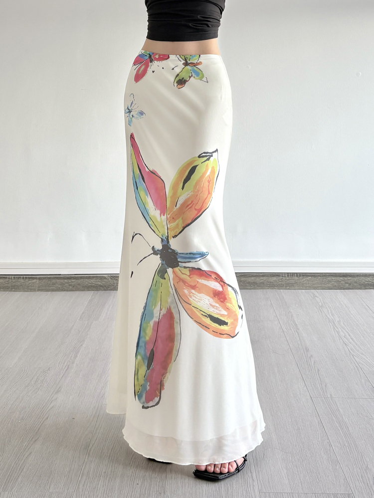 Hand-Painted Butterfly Print Low-Waist Bodycon Mermaid Skirt - Slim Fit Niche Temperament Fashion for a Chic Look Hand-Painted Butterfly Print Low-Waist Bodycon Mermaid Skirt - Slim Fit Niche Temperament Fashion for a Chic Look