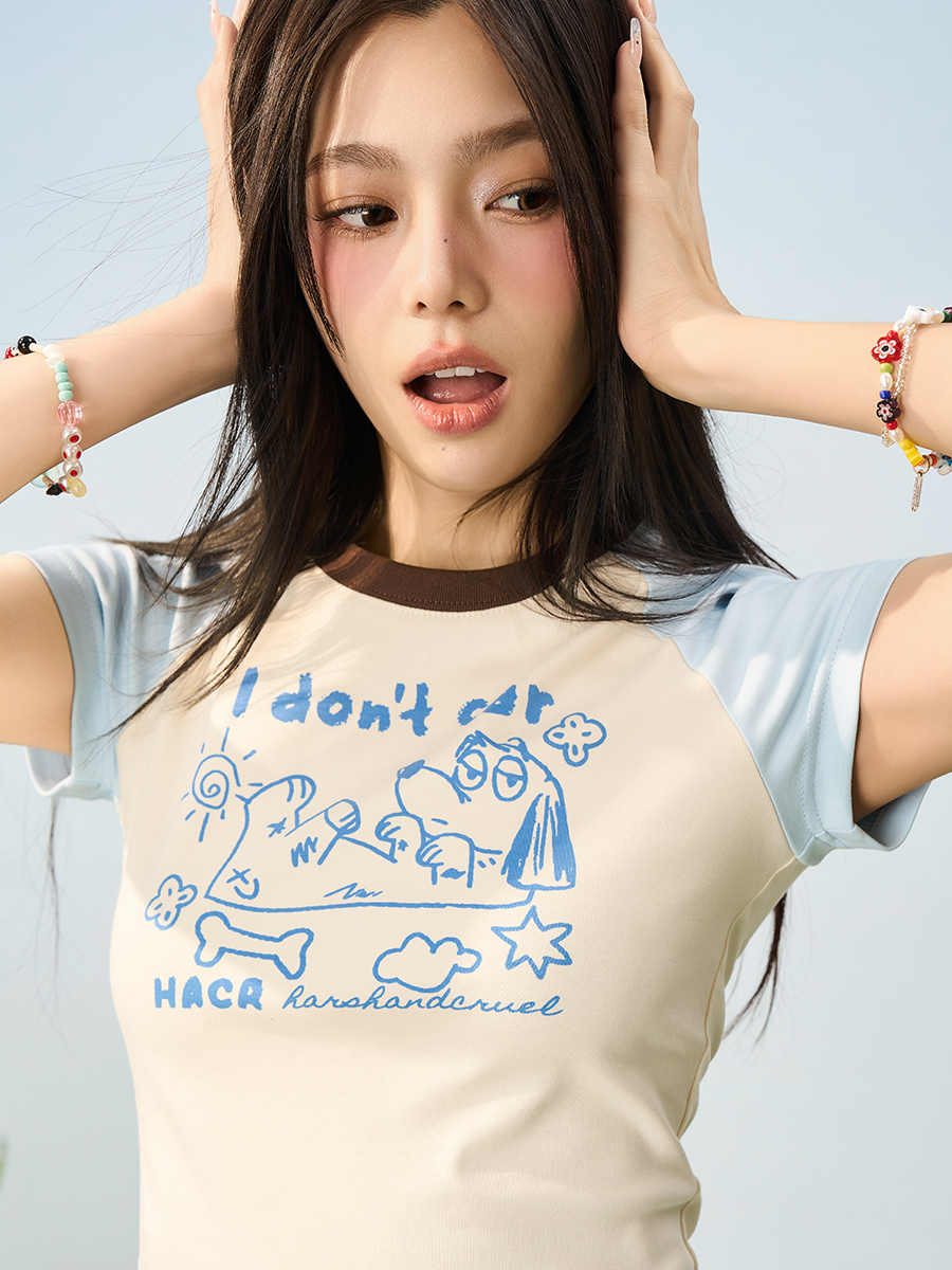 Hand-Painted Cute Dog Couple Loose Raglan Short Sleeve T-Shirt for Men and Women - Y2K Aesthetic Fashion Tee Hand-Painted Cute Dog Couple Loose Raglan Short Sleeve T-Shirt for Men and Women - Y2K Aesthetic Fashion Tee