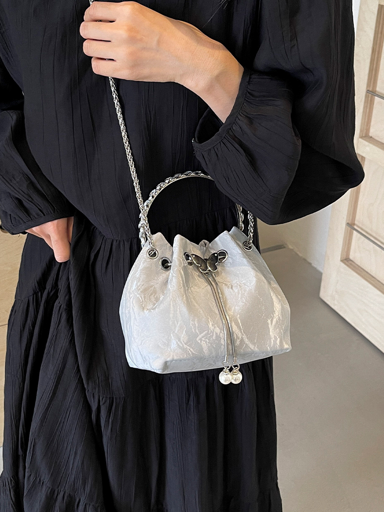 Handheld Drawstring Bucket Bag for Women - Summer 2025 Korean Style INS Minimalist Versatile Shoulder Bag Handheld Drawstring Bucket Bag for Women - Summer 2025 Korean Style INS Minimalist Versatile Shoulder Bag